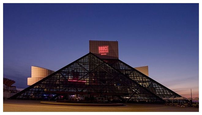 Rock and Roll Hall of Fame Night time