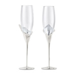 Photo of two Calla Lily Champagne glasses.