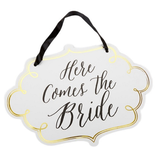 Image of a Here comes the Bride Sign.