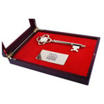 Pictured Commemorative Key to the City Display Case Alt View