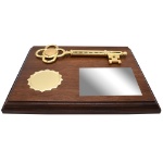 Lateral image of the Key To The City Recognition Plaque with a Plain Silver Plate